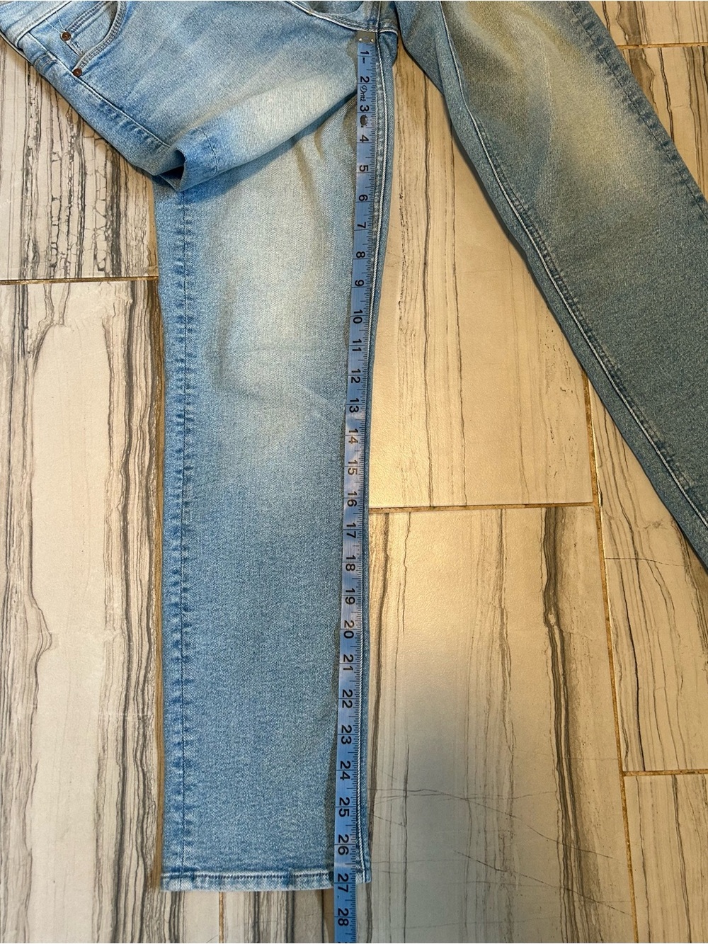 MOTHER The Dazzler Ankle High Rise Cropped Jeans - Picture 15 of 16